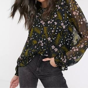Vero Moda, US M, EU M, Chiffon Blouse with Volume Sleeve in Dark